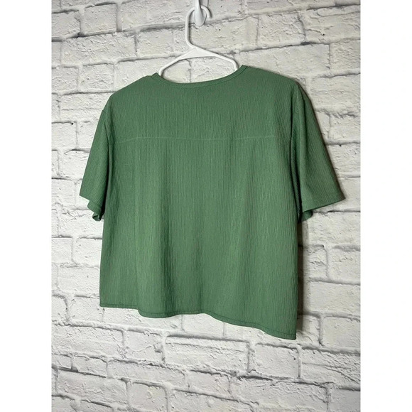 Vintage superline cropped green top. - Picture 3 of 5